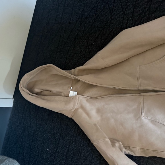 Aritzia Women's Tan Track Pants - Drawstring Joggers - Picture 4 of 4